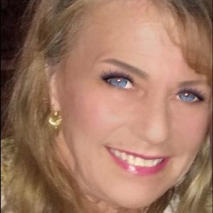 Meet your Posher, Paula